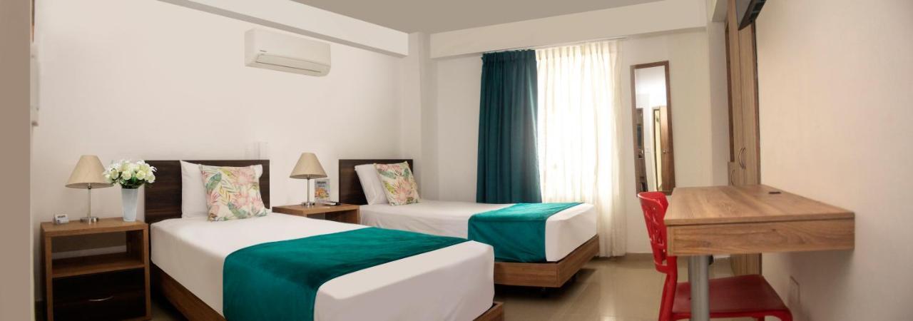 Hotel Avanti Chipichape カリ エクステリア 写真